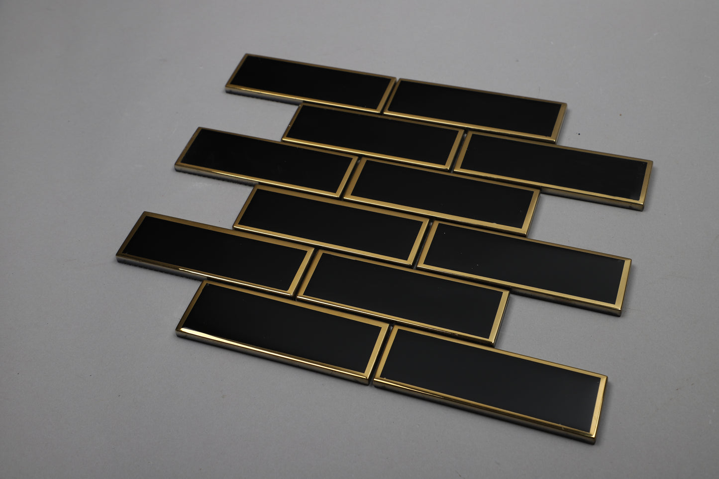 Mosaic Glass - Metro, Black w Gold Border, 300x300