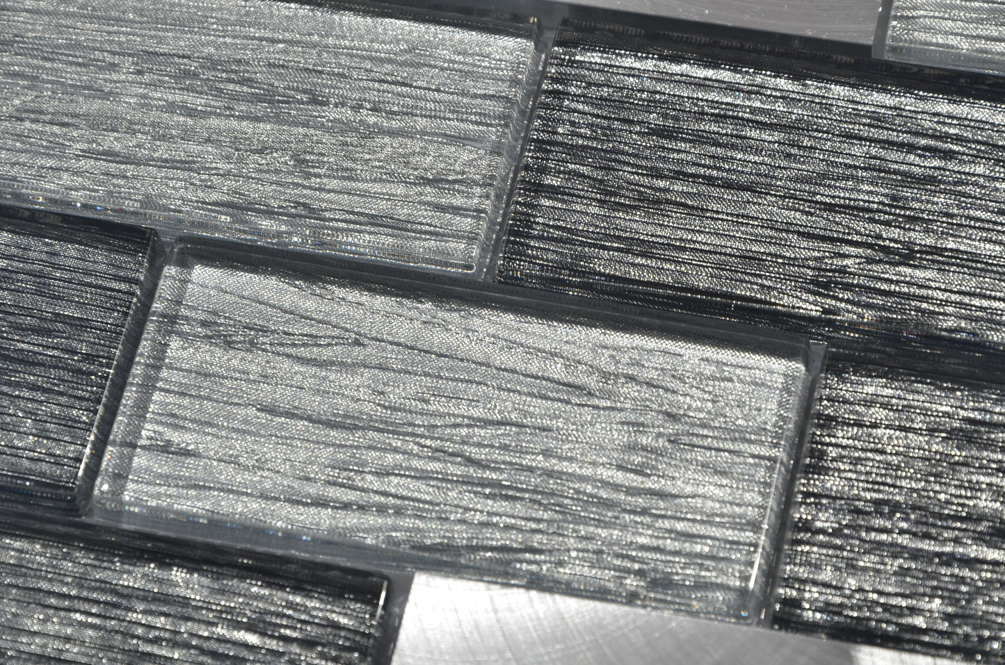 Mosaic Glass - Linear, Grey/Graphite, 300x300